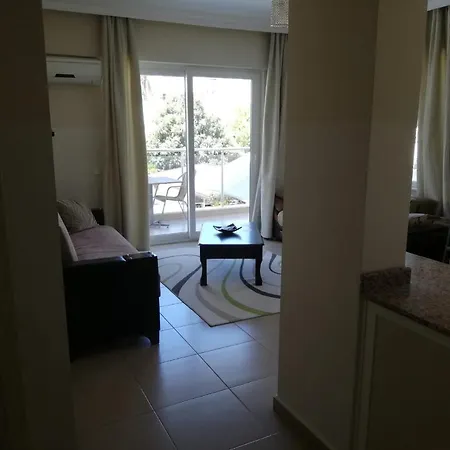 Summer Rezidans Apartamento